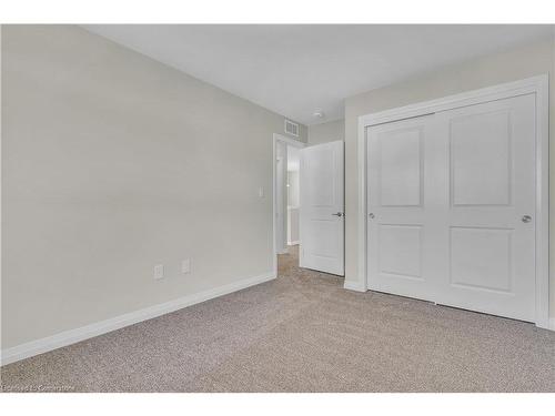 109 Alicia Crescent, Thorold, ON - Indoor Photo Showing Other Room