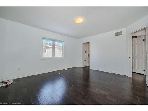 34 Andover Drive, Woolwich, ON - Indoor Photo Showing Other Room