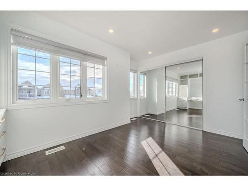 34 Andover Drive, Woolwich, ON - Indoor Photo Showing Other Room