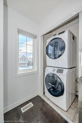 34 Andover Drive, Woolwich, ON - Indoor Photo Showing Laundry Room