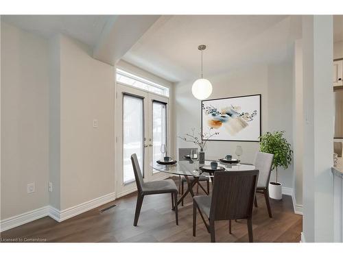 B-23 Chester Street, Oakville, ON - Indoor Photo Showing Dining Room