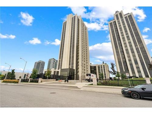 407-9075 Jane Street, Vaughan, ON - Outdoor With Facade