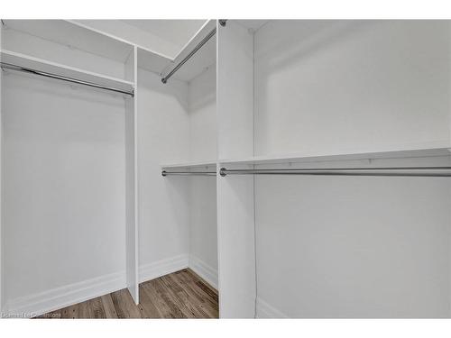 407-9075 Jane Street, Vaughan, ON - Indoor With Storage