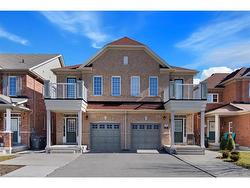 904 Oasis Drive  Mississauga, ON L5V 0C7