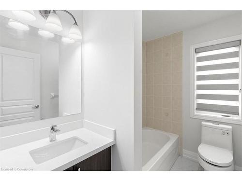 904 Oasis Drive, Mississauga, ON - Indoor Photo Showing Bathroom