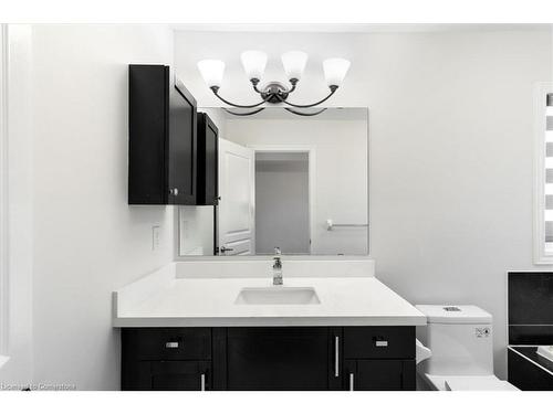 904 Oasis Drive, Mississauga, ON - Indoor Photo Showing Bathroom