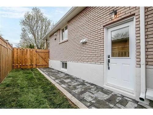 Bsmt-88 Luxury Avenue, Bradford, ON - Outdoor