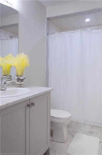 21-8317 Mulberry Drive, Niagara Falls, ON - Indoor Photo Showing Bathroom