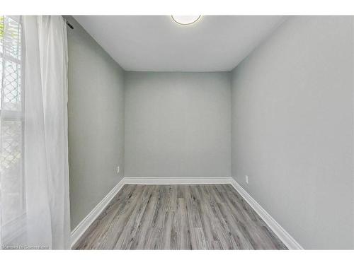 1383 Cannon Street E, Hamilton, ON - Indoor Photo Showing Other Room