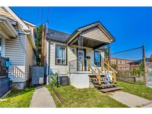 1383 Cannon Street E, Hamilton, ON - Outdoor