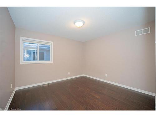 319 Robert Ferrie Drive, Kitchener, ON - Indoor Photo Showing Other Room