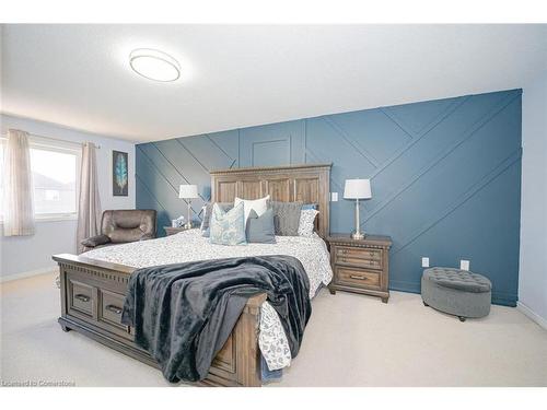 51 Burgess Crescent, Brantford, ON - Indoor Photo Showing Bedroom