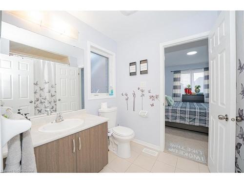 51 Burgess Crescent, Brantford, ON - Indoor Photo Showing Bathroom