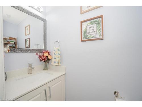 51 Burgess Crescent, Brantford, ON - Indoor Photo Showing Bathroom