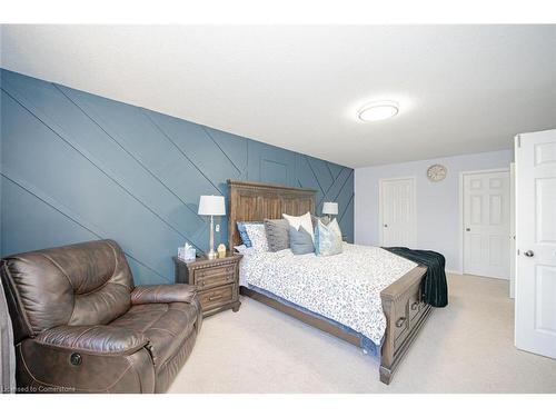 51 Burgess Crescent, Brantford, ON - Indoor Photo Showing Bedroom