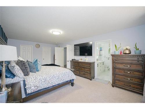 51 Burgess Crescent, Brantford, ON - Indoor Photo Showing Bedroom