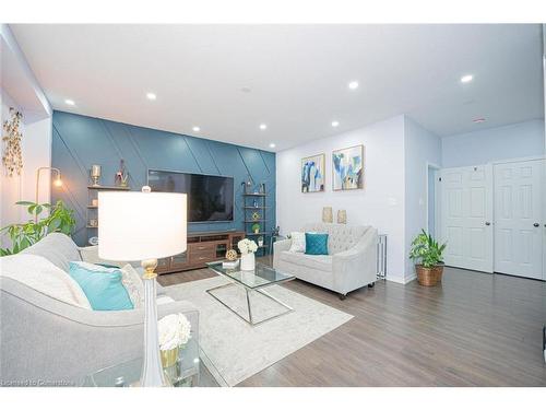 51 Burgess Crescent, Brantford, ON - Indoor Photo Showing Living Room