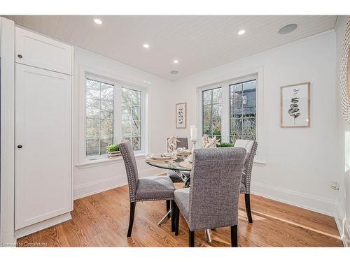 950 Park Avenue W, Burlington, ON - Indoor Photo Showing Dining Room