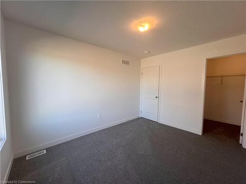 79 Queensbrook Crescent Crescent, Cambridge, ON - Indoor Photo Showing Other Room