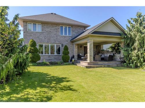 8233 Costabile Drive, Niagara Falls, ON - Outdoor