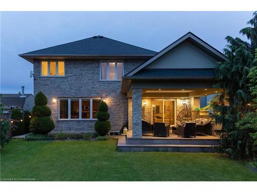 8233 Costabile Drive, Niagara Falls, ON - Outdoor