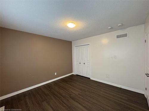 128 South Creek Drive, Kitchener, ON - Indoor Photo Showing Other Room