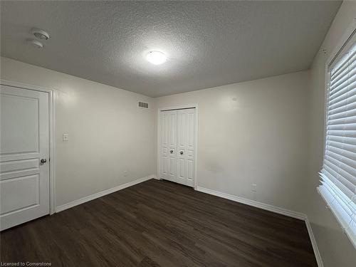 128 South Creek Drive, Kitchener, ON - Indoor Photo Showing Other Room