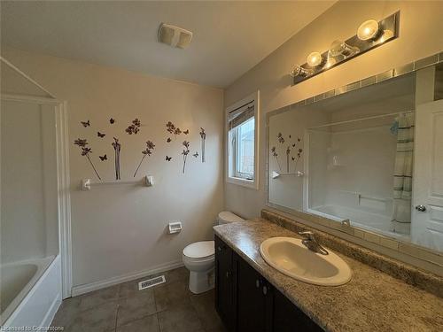 128 South Creek Drive, Kitchener, ON - Indoor Photo Showing Bathroom