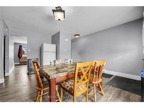 22-875 Parkinson Road, Woodstock, ON - Indoor Photo Showing Dining Room