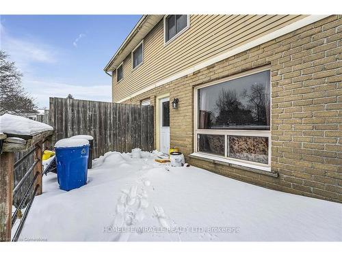 22-875 Parkinson Road, Woodstock, ON - Outdoor With Exterior