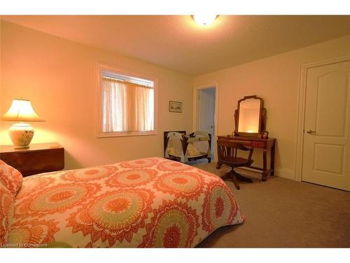 955 Wrenwood Drive Drive, Oshawa, ON - Indoor Photo Showing Bedroom