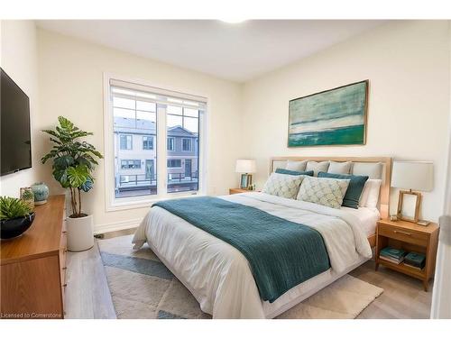 83-10 Birmingham Drive, Cambridge, ON - Indoor Photo Showing Bedroom