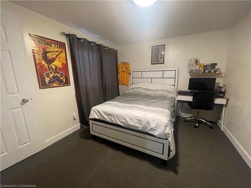 209 Murray Street, Wallaceburg, ON - Indoor Photo Showing Bedroom