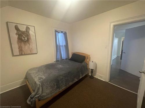 209 Murray Street, Wallaceburg, ON - Indoor Photo Showing Bedroom