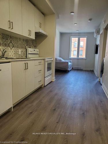 201-307 King Street E, Hamilton, ON - Indoor Photo Showing Kitchen