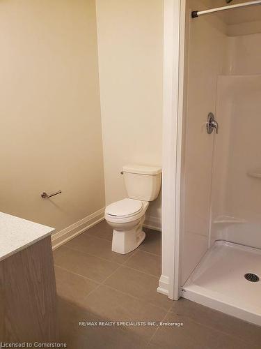 206-307 King Street E, Hamilton, ON - Indoor Photo Showing Bathroom