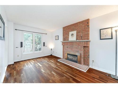 140 Lord Simcoe Drive, Brampton, ON - Indoor Photo Showing Living Room With Fireplace