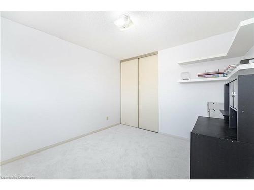 140 Lord Simcoe Drive, Brampton, ON - Indoor Photo Showing Other Room