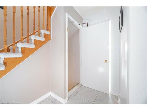 140 Lord Simcoe Drive, Brampton, ON - Indoor Photo Showing Other Room