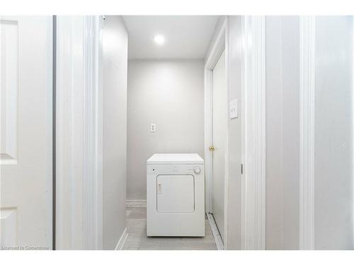 140 Lord Simcoe Drive, Brampton, ON - Indoor Photo Showing Laundry Room