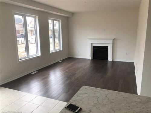 32 Anderson Road, Brantford, ON - Indoor Photo Showing Living Room With Fireplace