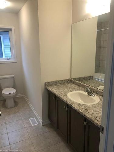 32 Anderson Road, Brantford, ON - Indoor Photo Showing Bathroom