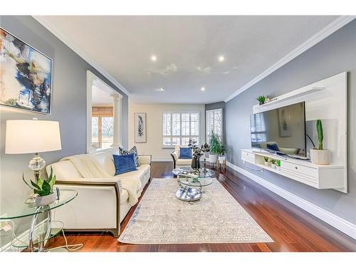 2892 Arlington Drive, Oakville, ON - Indoor Photo Showing Living Room