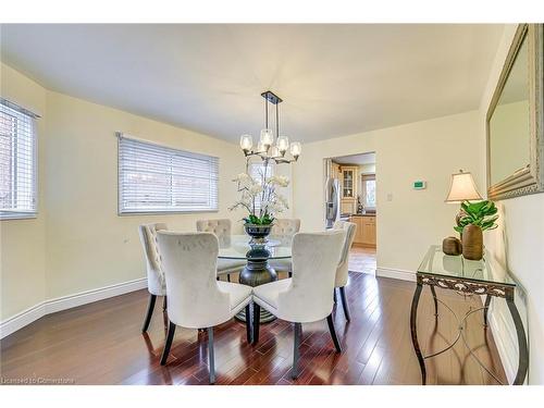 2892 Arlington Drive, Oakville, ON - Indoor Photo Showing Dining Room