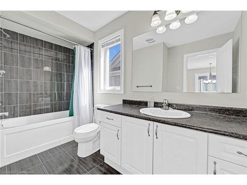 63 Todd Crescent, Dundalk, ON - Indoor Photo Showing Bathroom