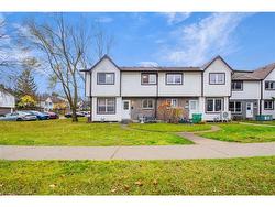 5-445 Pioneer Drive  Kitchener, ON N2P 1L8