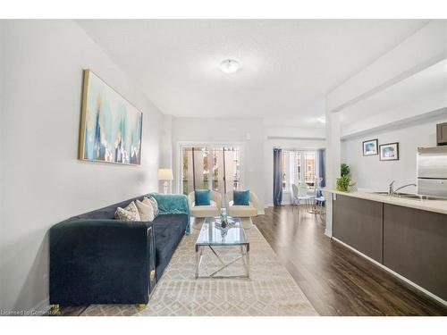 4122 Palermo Common, Burlington, ON - Indoor Photo Showing Living Room