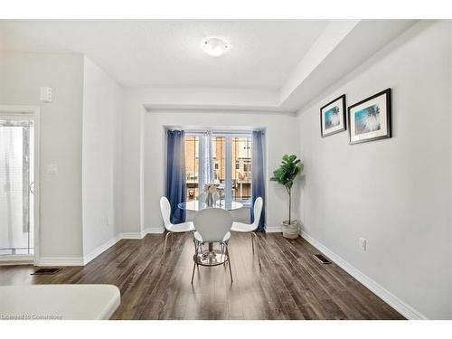 4122 Palermo Common, Burlington, ON - Indoor Photo Showing Dining Room