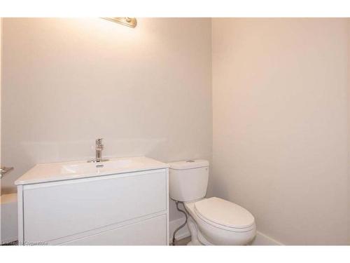 1060 Hansler Road, Welland, ON - Indoor Photo Showing Bathroom