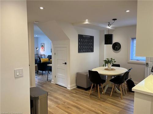 Upper-179 Paradise Road N, Hamilton, ON - Indoor Photo Showing Dining Room